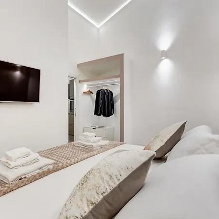 Unoseitre - Luxury Apartment & Suite Rome Exterior photo