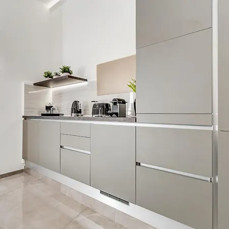 Unoseitre - Luxury Apartment & Suite Rome Exterior photo