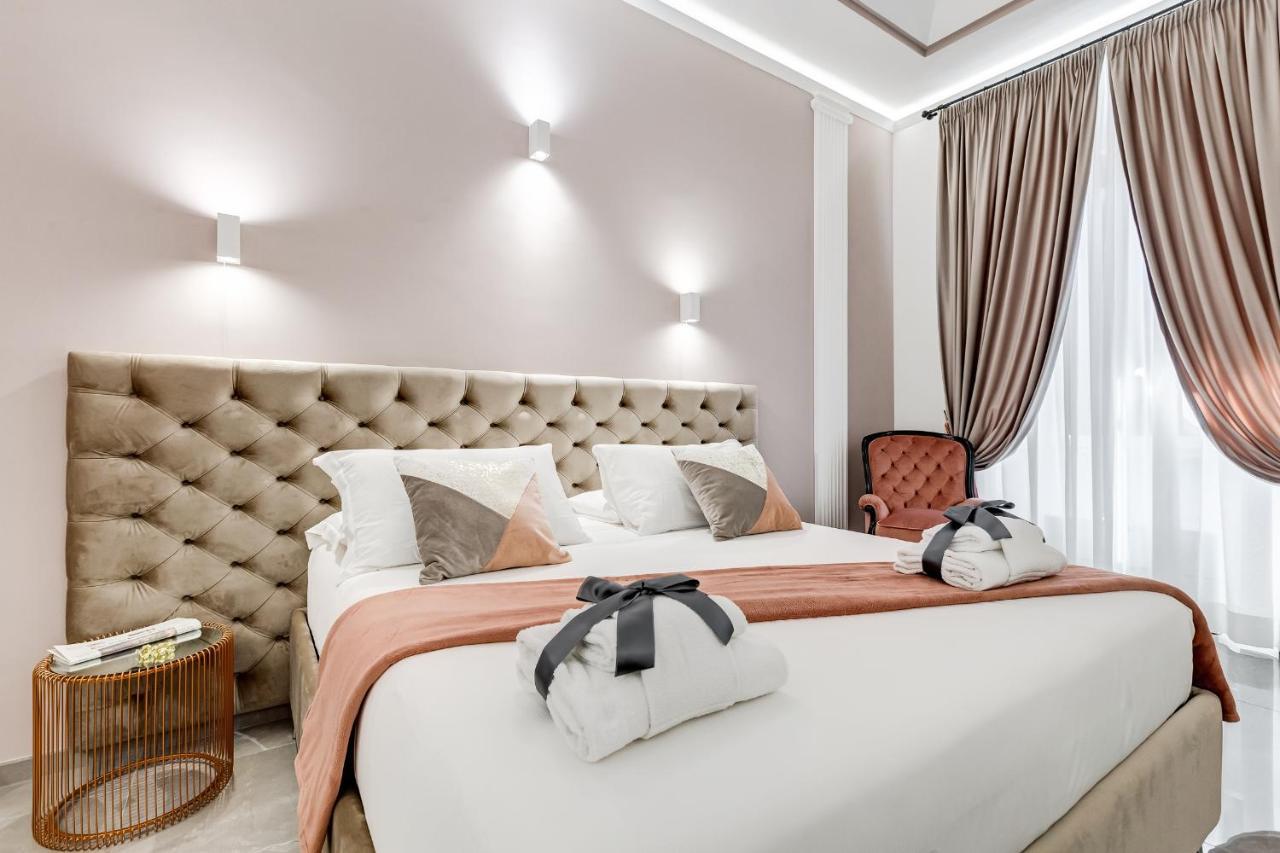 Unoseitre - Luxury * Rome