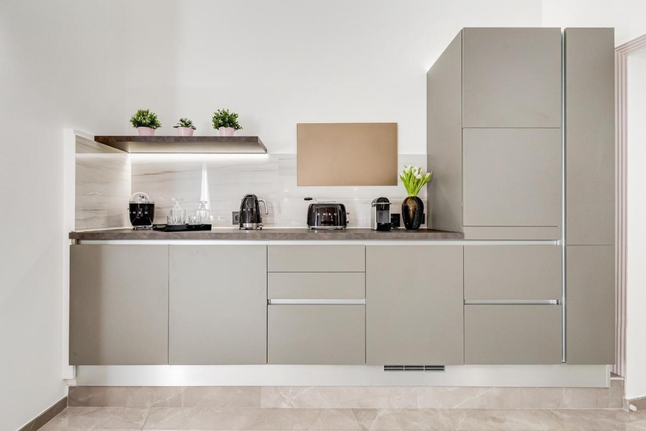 Unoseitre - Luxury & Apartment Rome